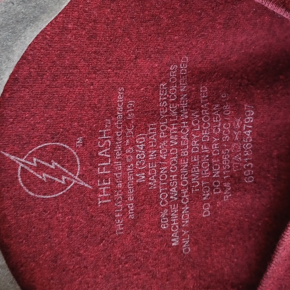 The Flash from DC.Red TSHIRT size Medium - Picture 2 of 4